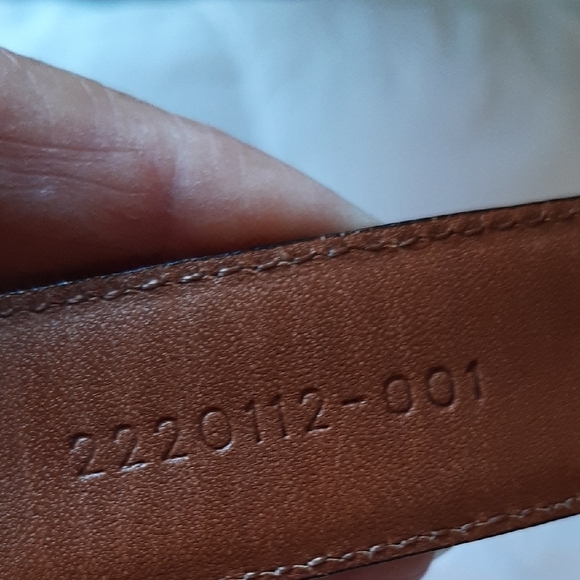 Black Leather Ralp Lauren Belt with Gold Buckle. Croc Alligator Print. Size Smal - Picture 6 of 6